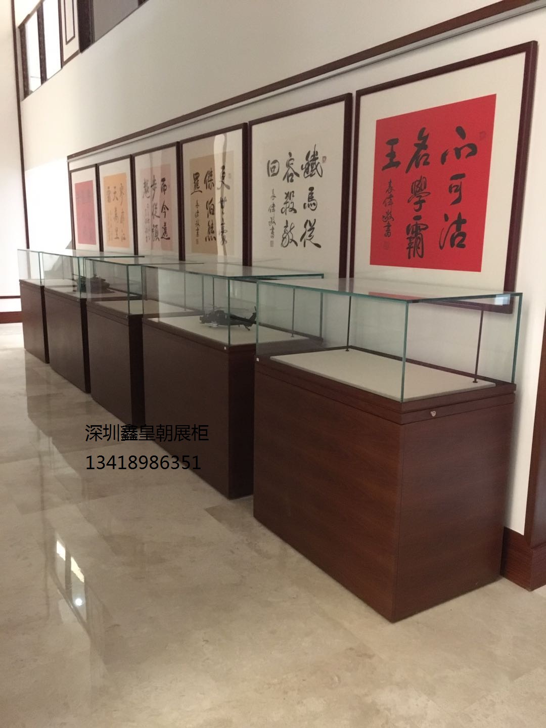 博物馆展柜